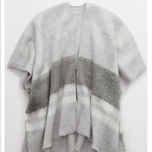 Aerie grey plaid sherpa poncho